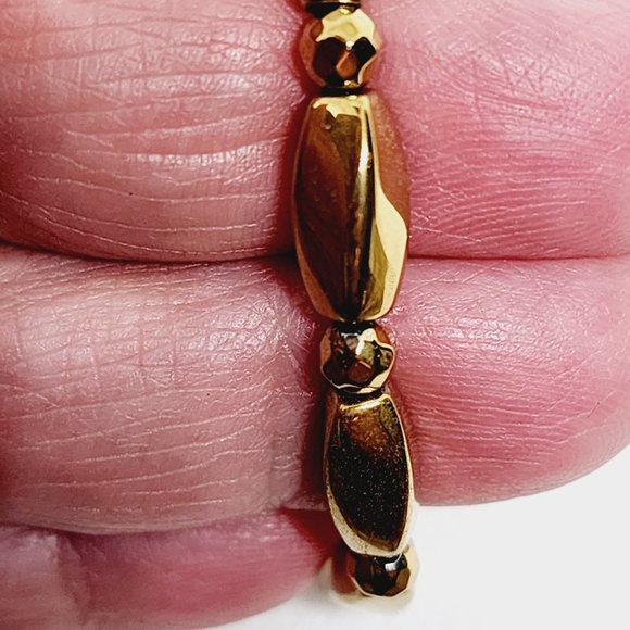 Yellow Gold plated Hematite stretch Bracelet 82.50 cts - Picture 4 of 4